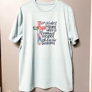 Way Maker Shirt Size Medium